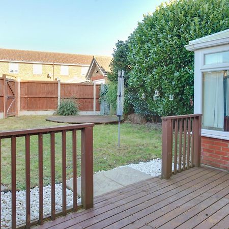 Cosy Two Bedroom House - Chelmsford - Free Parking And Wifi Extérieur photo